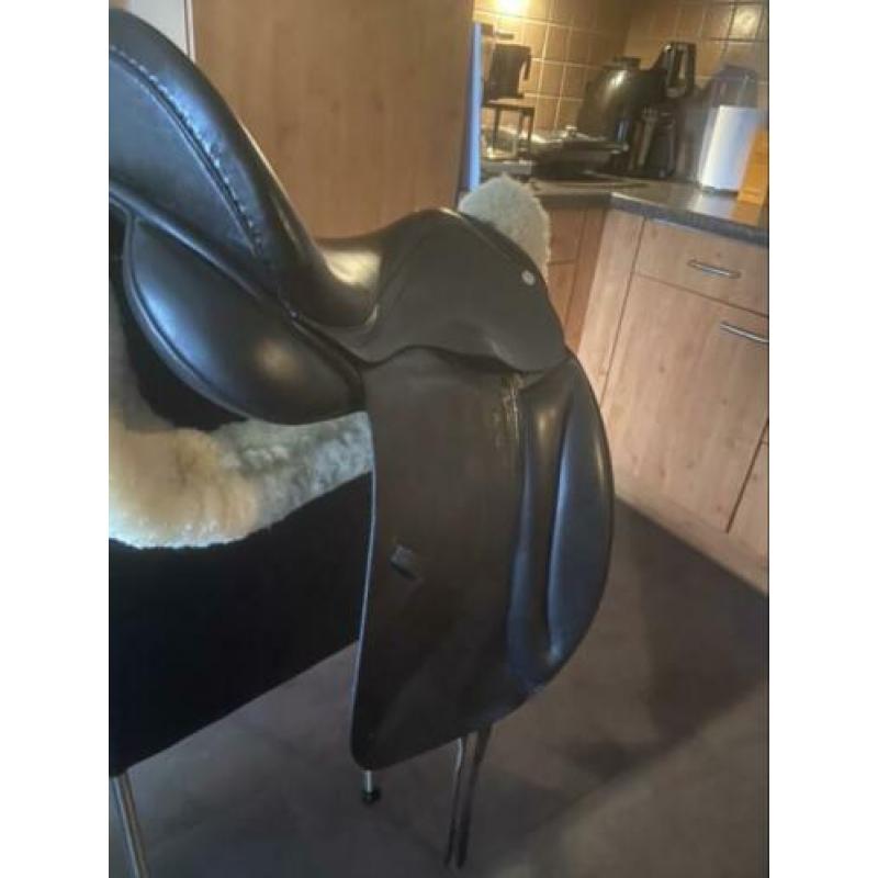Rossner zadel te koop 17,5 inch