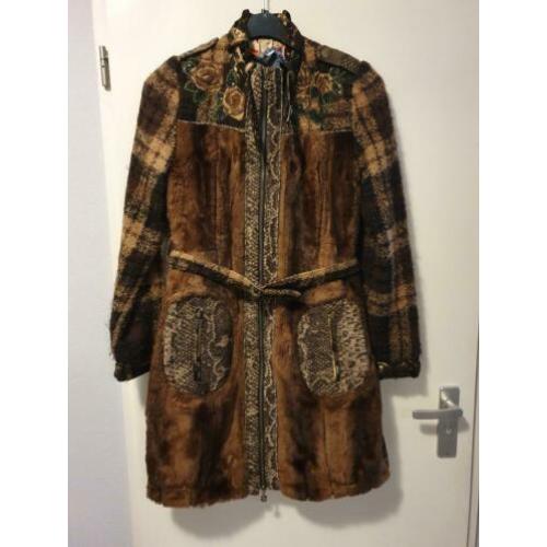 Super mooie apparte jas van Desigual maat 36, nieuw