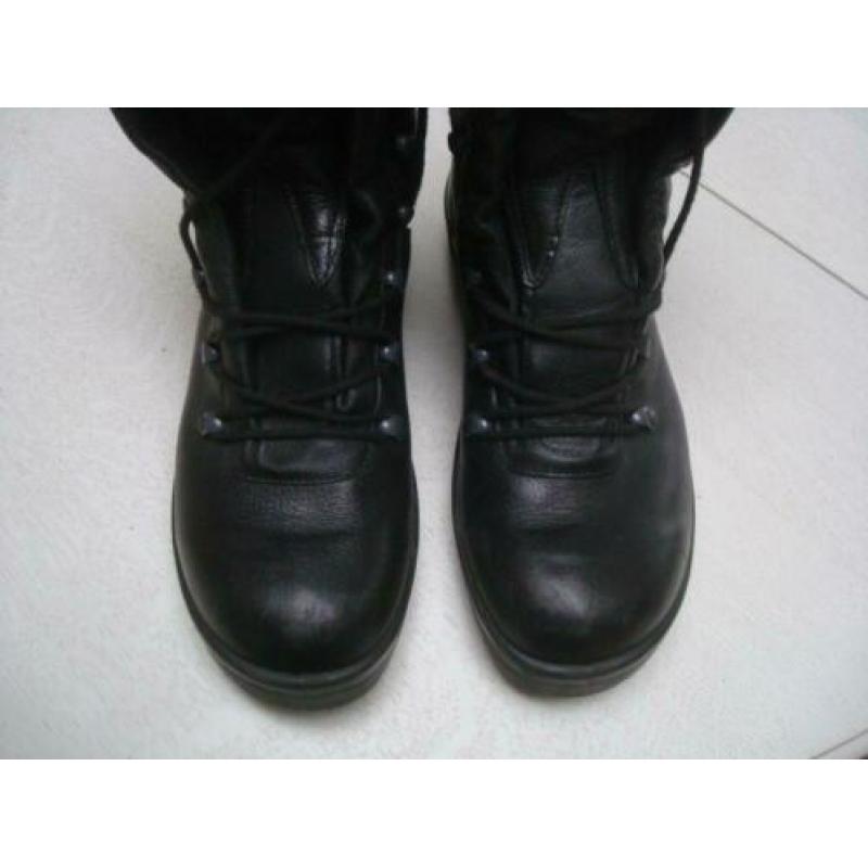 Zwarte legerkisten/schoenen maat 285/44,5 a 45