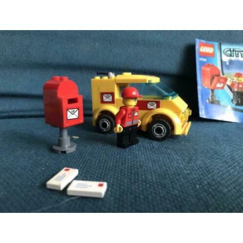 Lego city 7731 postwagen busje van brievenbus