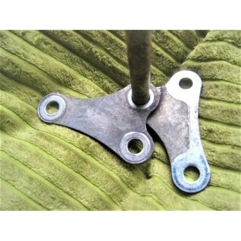 KTM LC4 motorophang bracket motorsteun blokbeugel