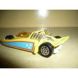 Mie18> oude corgi hot rodder