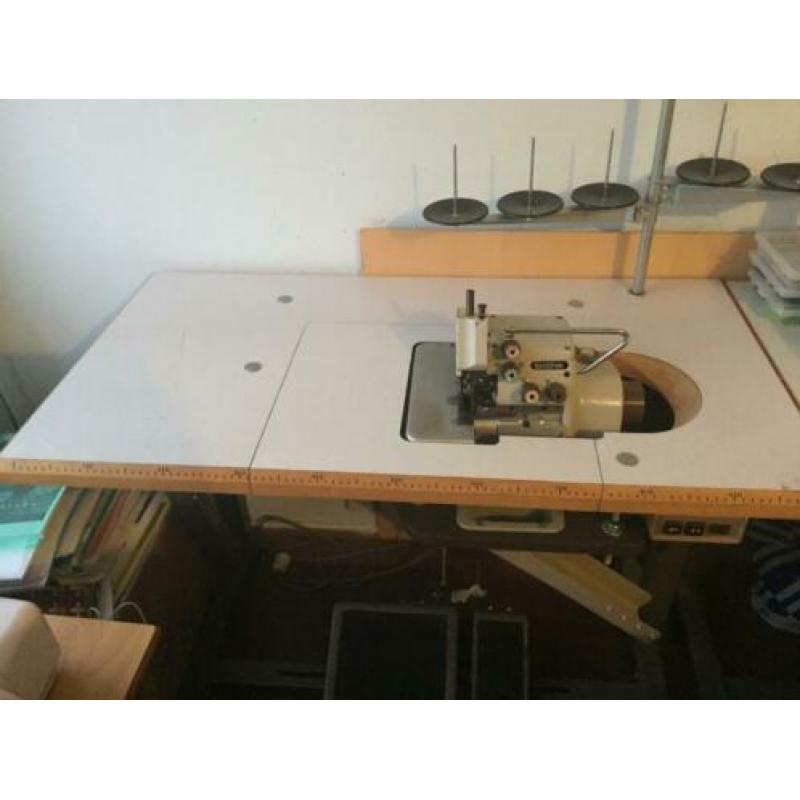 Industriele naaimachine 5draads gordijnen