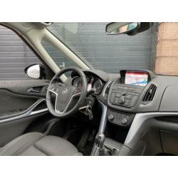 Opel Zafira Tourer 1.6 CDTI Design Edition 7P + Panoramadak