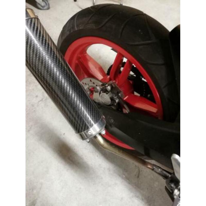 Yamaha tzr 50 2006 nieuw staat!!!!!