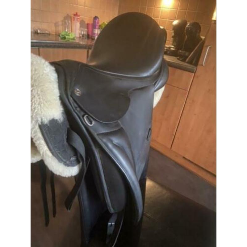 Rossner zadel te koop 17,5 inch
