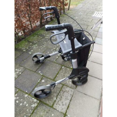 Rollator Topro Troja maat S. Goed werkend