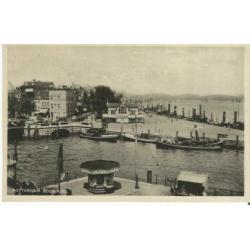 Rotterdam heel veel sleepboten Boompjes e.o. kiosken 1938