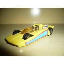Mie18> oude corgi hot rodder