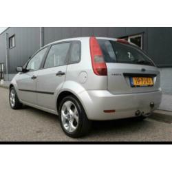 Ford Fiesta 1.4 16V 5DR 2004 Grijs