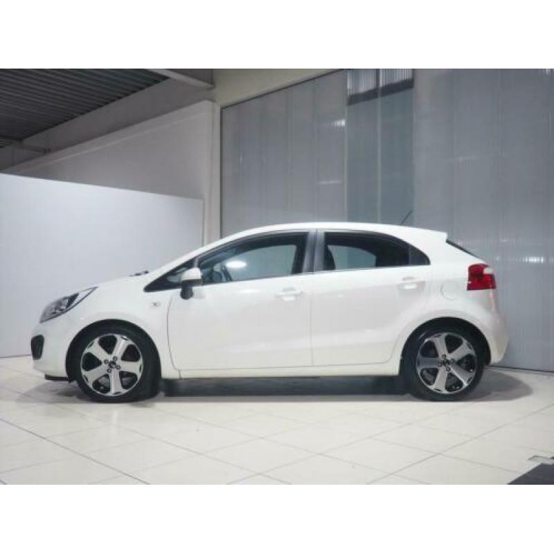 KIA Rio 1.2 CVVT 85PK 5DRES BusinessLine Sport Velgen!