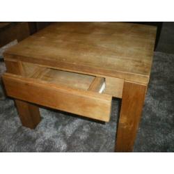 Tafel / Bijzettafel