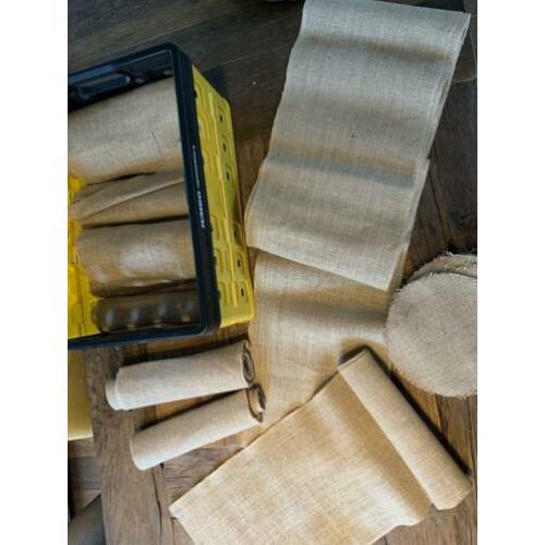 Kratje jute tafellopers bruiloft deco versiering decoratie