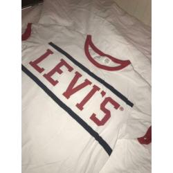 Designer T-shirts & truien