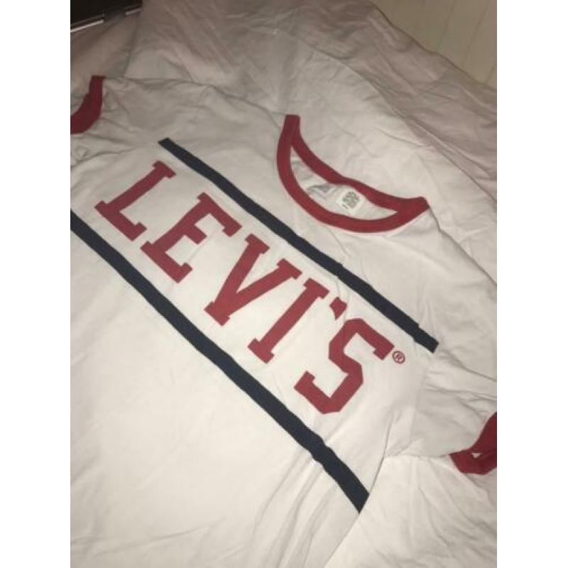 Designer T-shirts & truien