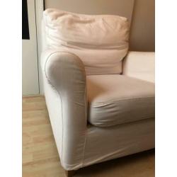 Fauteuil van Ikea in crème