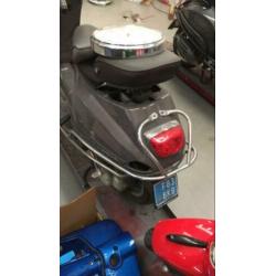 Zeldzame opknap Roma Vespa LXV Snor 4T 2013!!!!