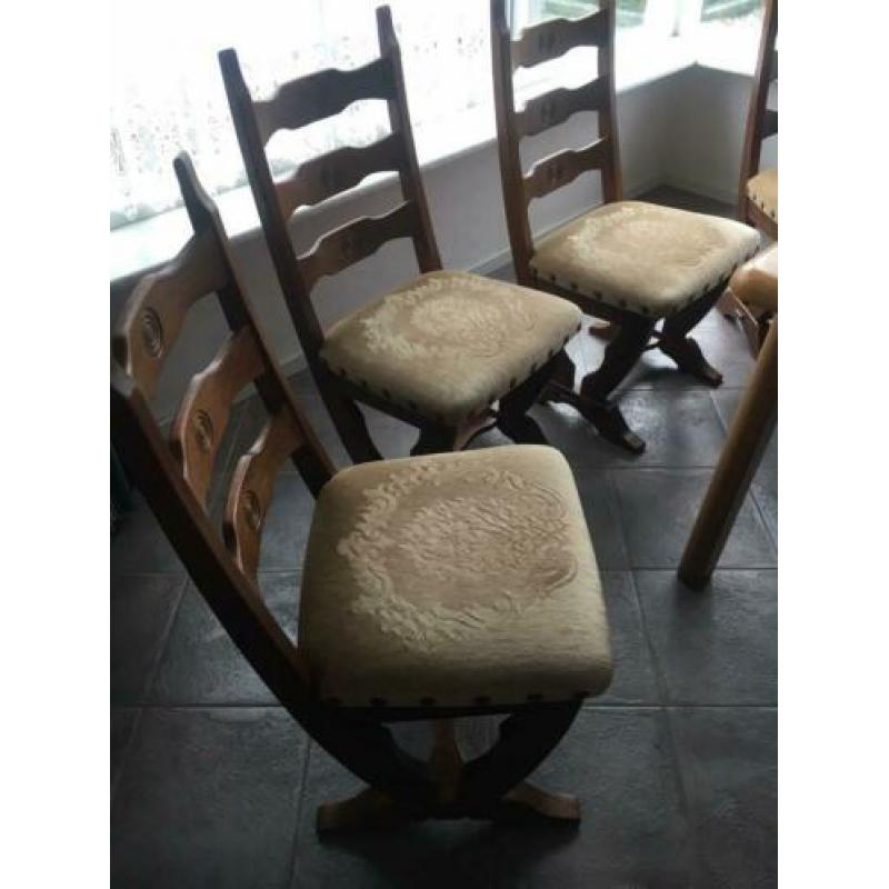 4 stoelen eiken zitting 47 hoog