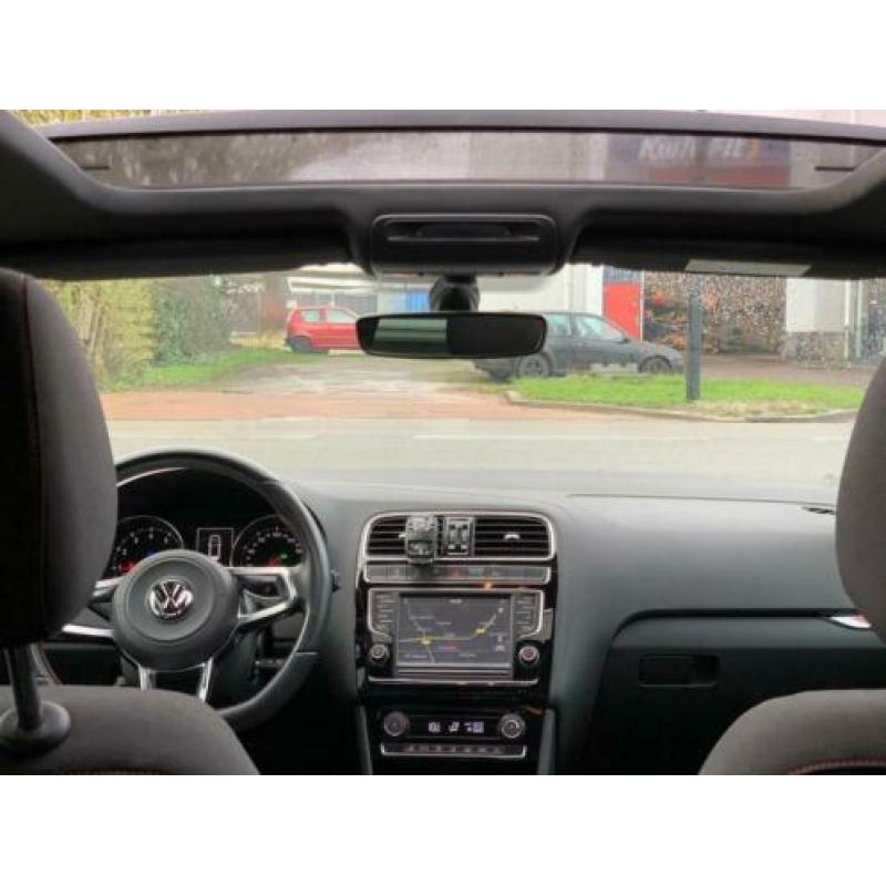 Volkswagen Polo 1.8 TSI GTI | PANO | AUT | NAVI