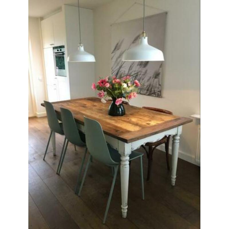 Houten tafel van oude staldeur 180x90