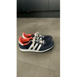 Adidas schoenen blauw roze maat 36 2/3