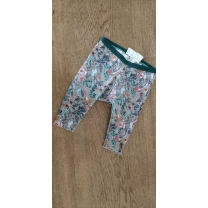mooi broekje/legging Zara, maat 62/68