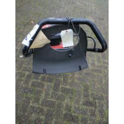 Ariens 22 inch string trimmer - vastgelopen
