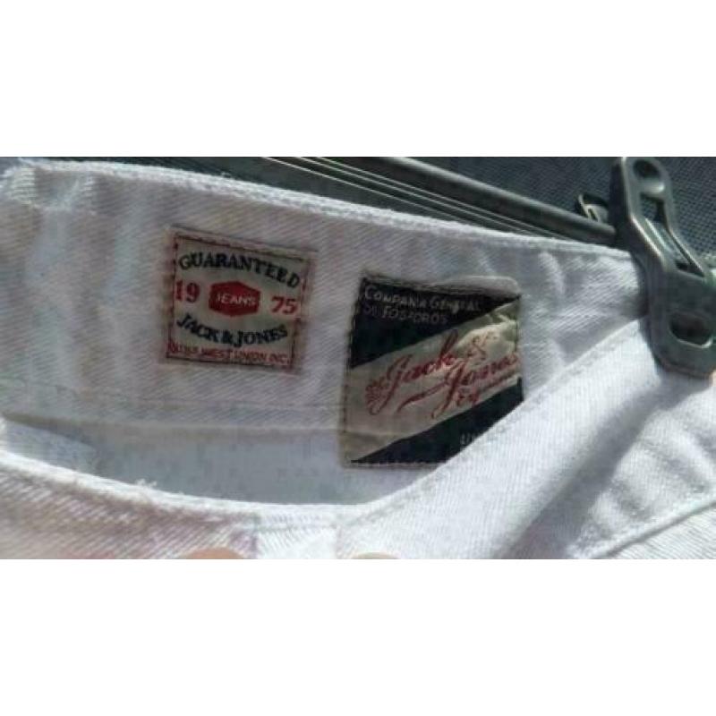 JACK&JONES witte spijker bermuda mt XL