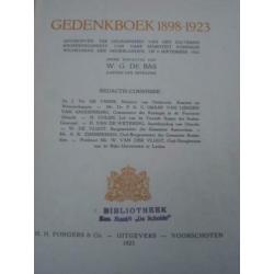 Gedenkboek 1898-1923 koningin wilhelmina