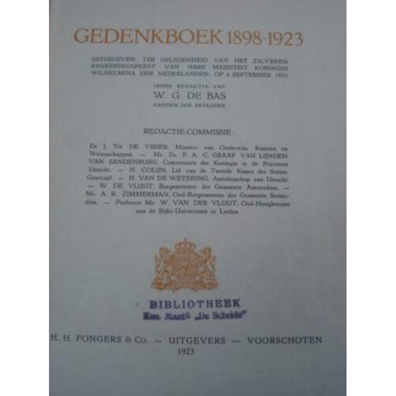 Gedenkboek 1898-1923 koningin wilhelmina