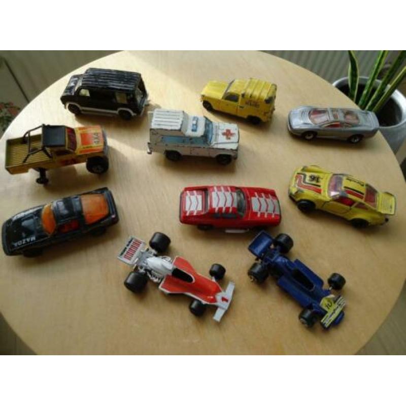 Autootjes Majorette en Matchbox.