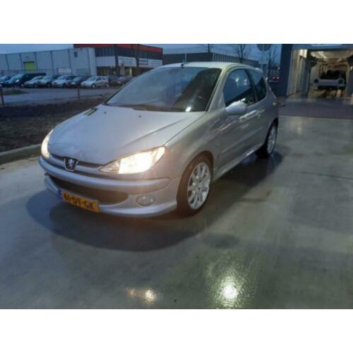 Peugeot 206 2.0 GTI 16V 3D 2000 Grijs
