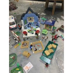 Playmobil boerderij ambulance met licht dierenkliniek
