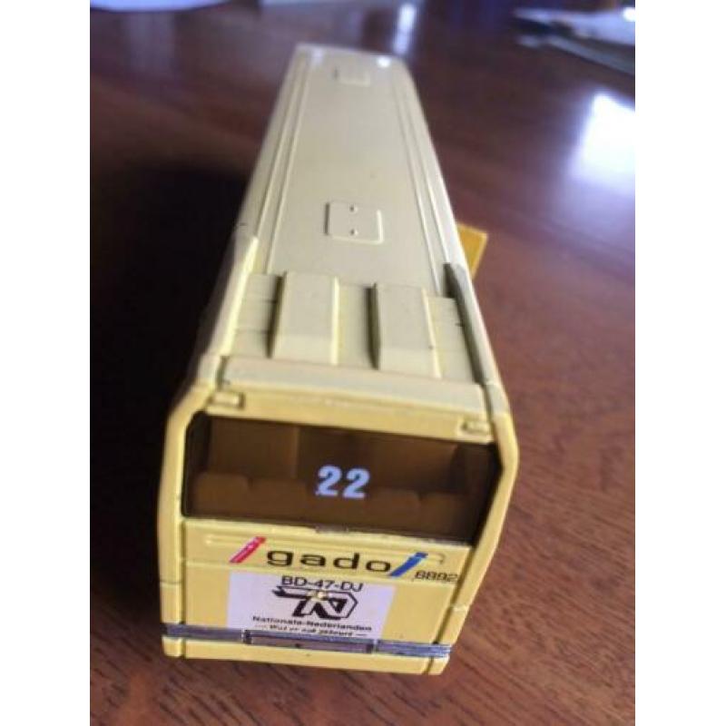 GADO stadsbus miniatuur speelgoed