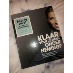 Beauty level boeken
