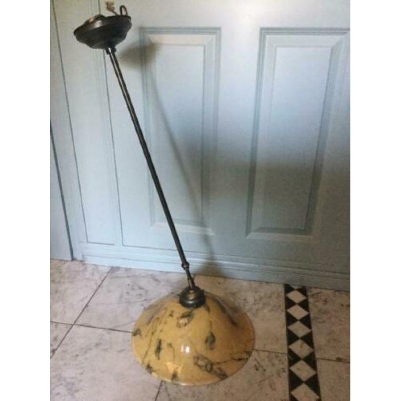 Vintage hanglamp aan messing stang