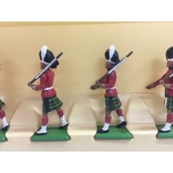 Britains 7239 - Highlanders - Tinnen soldaten