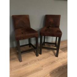 2 stoere barkrukken
