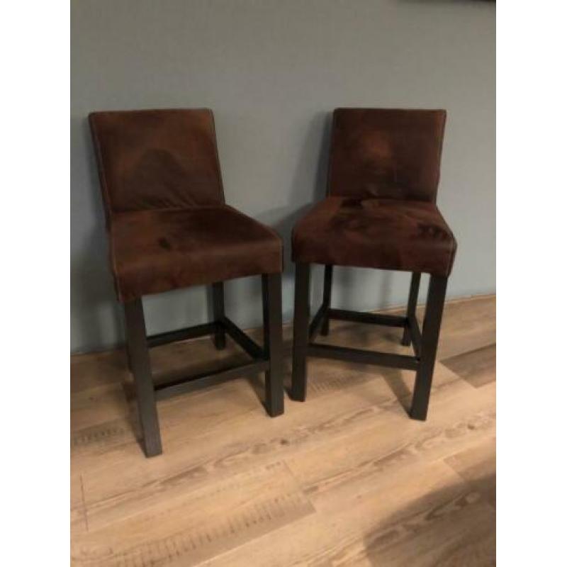 2 stoere barkrukken