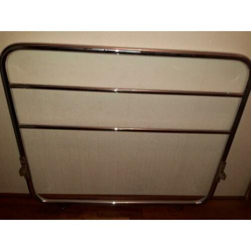 Retro bed uit de jaren 1935 1940.