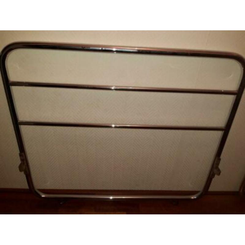 Retro bed uit de jaren 1935 1940.