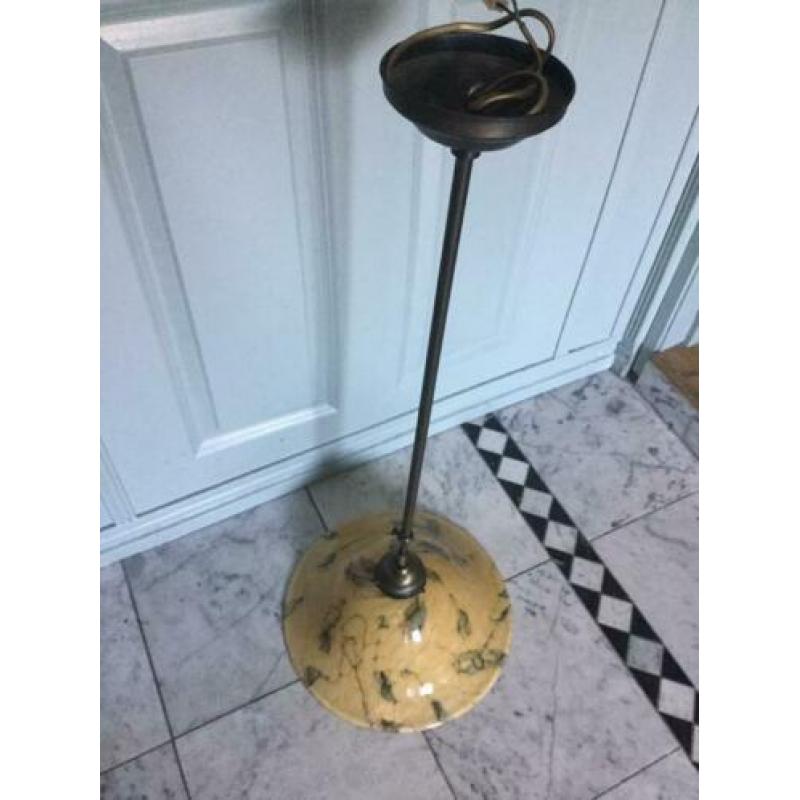 Vintage hanglamp aan messing stang