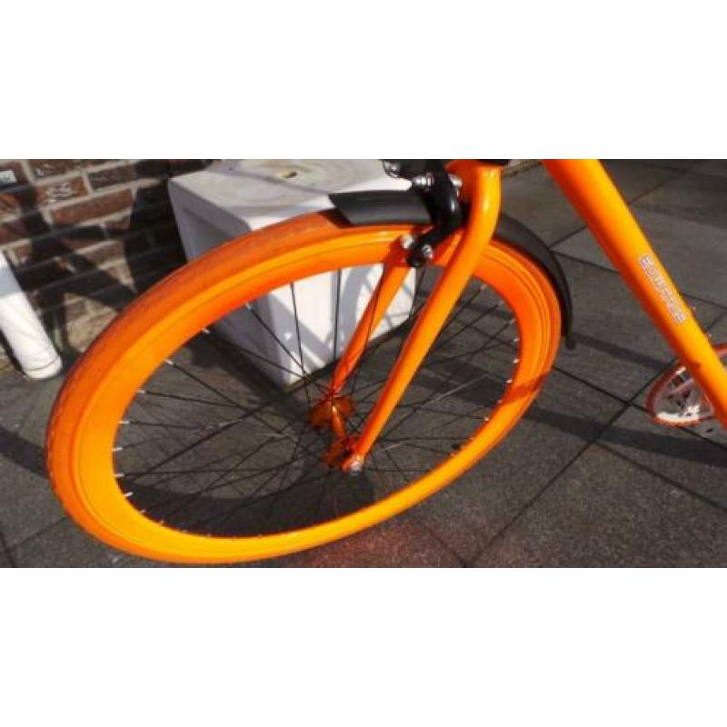 Oranje Edwards fiets