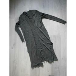 Legergroen lang vest mt 40