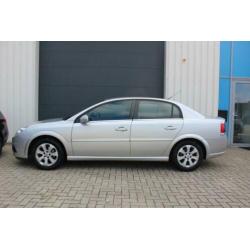 Opel Vectra 1.8-16V NAVI, Clima, Cruise control, Trekhaak