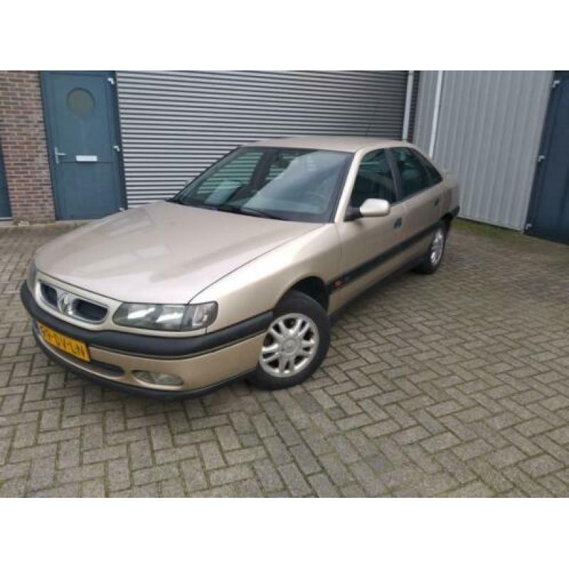Renault safrane 2.0 nieuwe apk