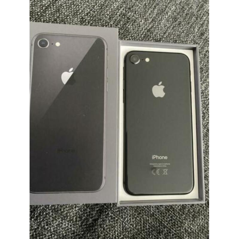 iPhone 8 64 GB Space Grey