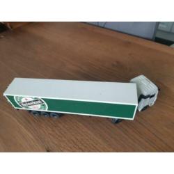 Oude tekno truck heineken