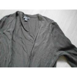 Legergroen lang vest mt 40