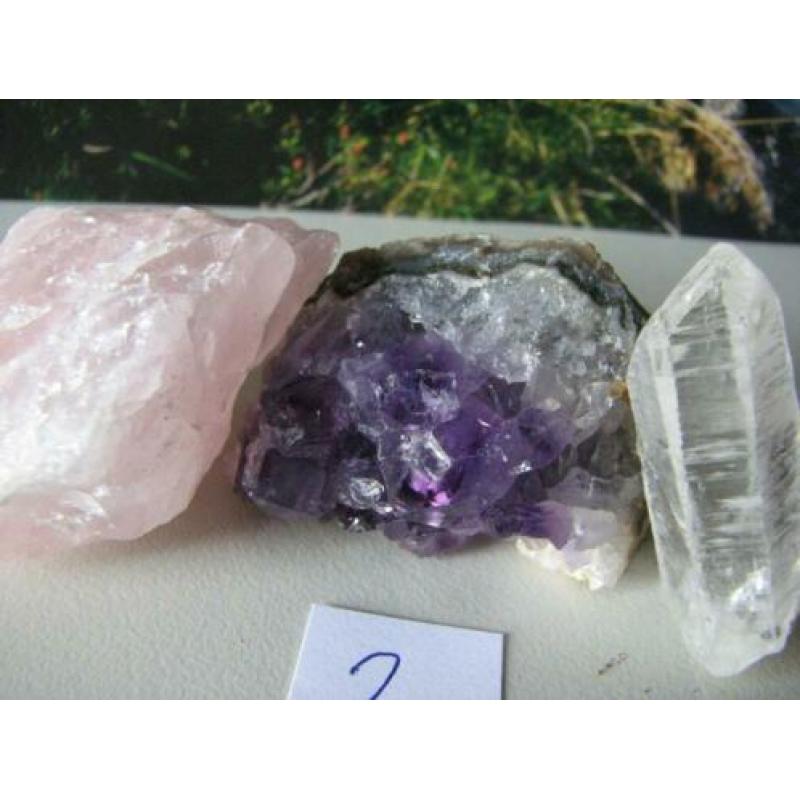 Amethyst , Rozenkwarts , Bergkristal. 2a